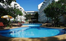 Naklua Beach Resort Pattaya 3*